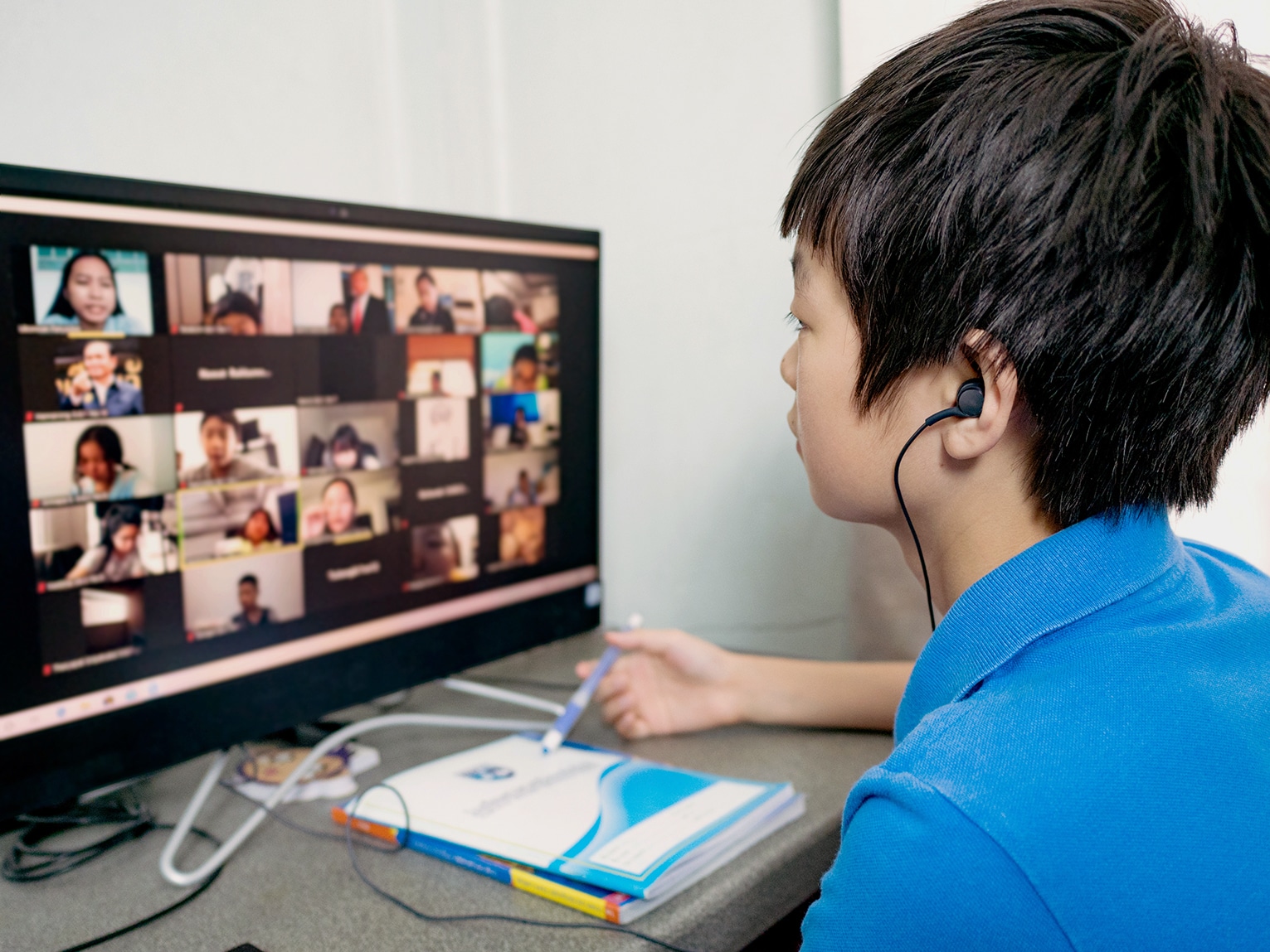 Let your kids practice Chinese through play-dates